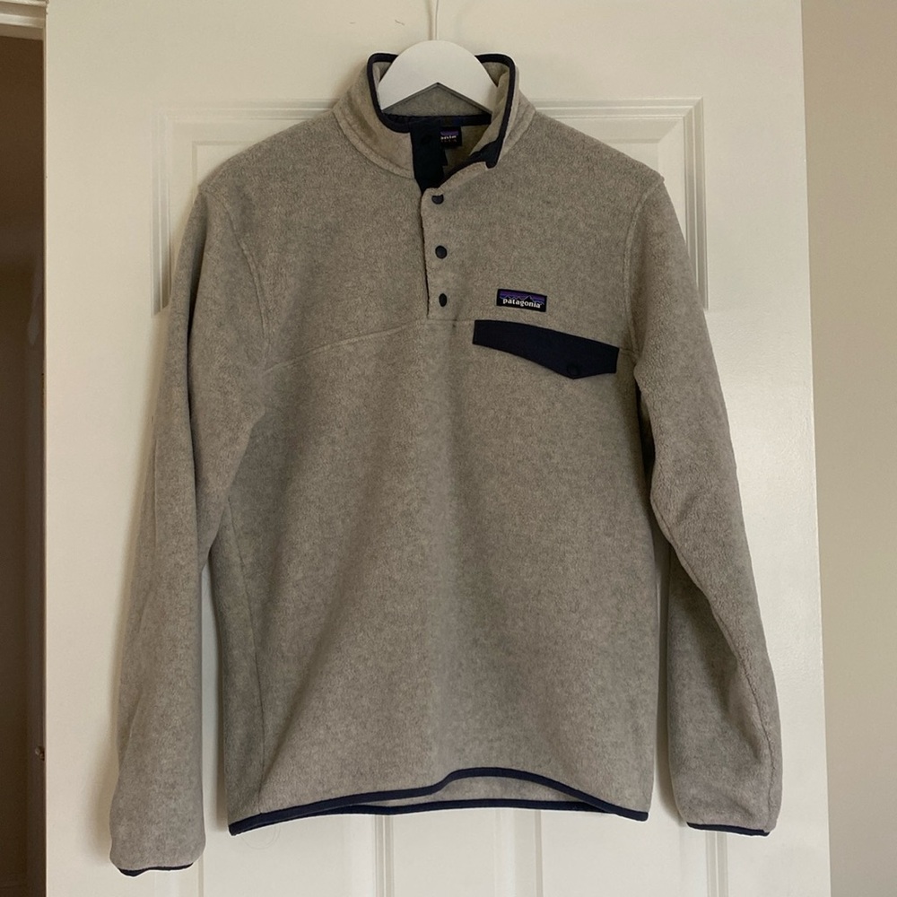 Patagonia Beige and Navy Snap-Button Fleece Pullover